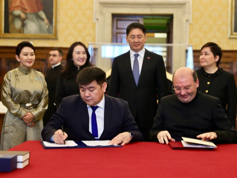 Хамтран ажиллах тухай санамж бичиг байгууллаа